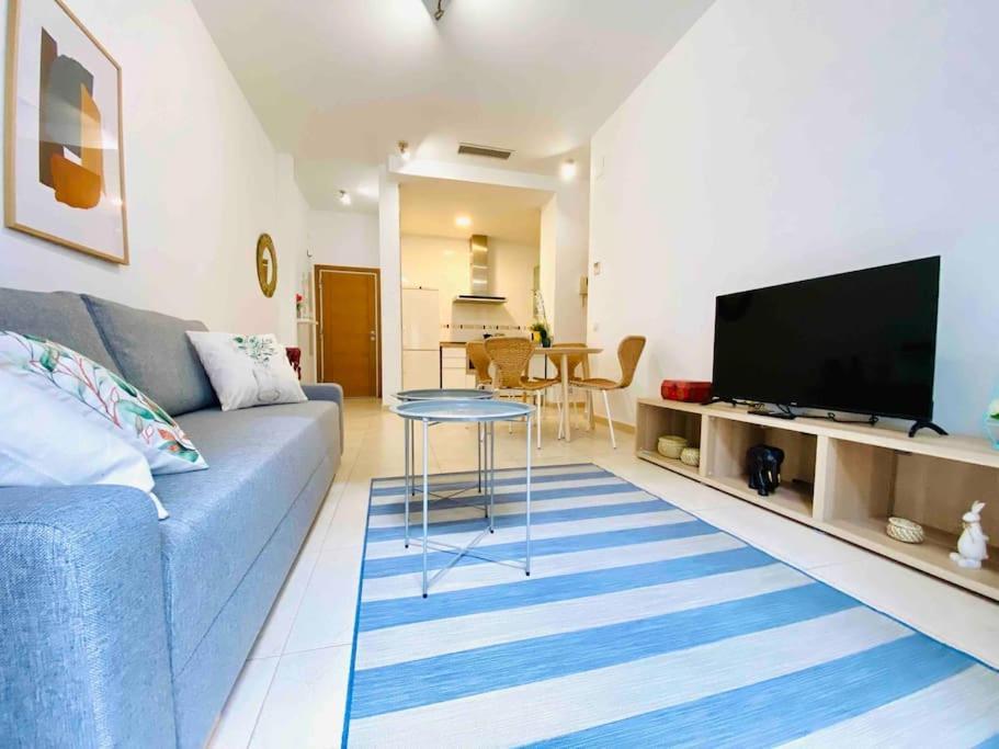 Stylish Apartment With Terrace On The Beachfrom บาเลนเซีย ภายนอก รูปภาพ
